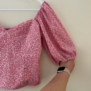 Abercrombie and Fitch crop puff sleeve top